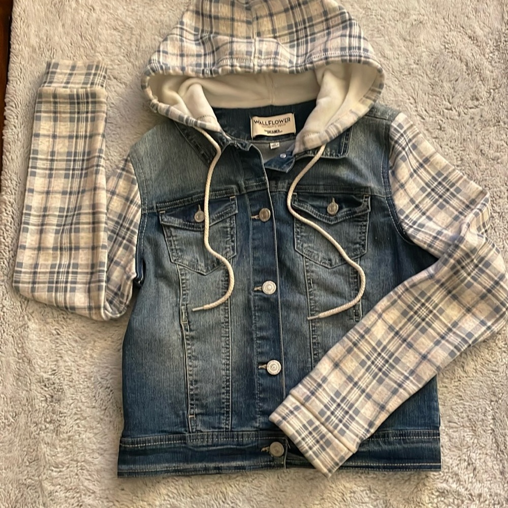 Wallflower denim & plaid jeans Jacket Hoodie  JRS  M
NWOT